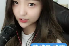 网红歌手m,音乐界的璀璨新星，用歌声点亮梦想舞台
